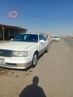 تۆیۆتا کراون